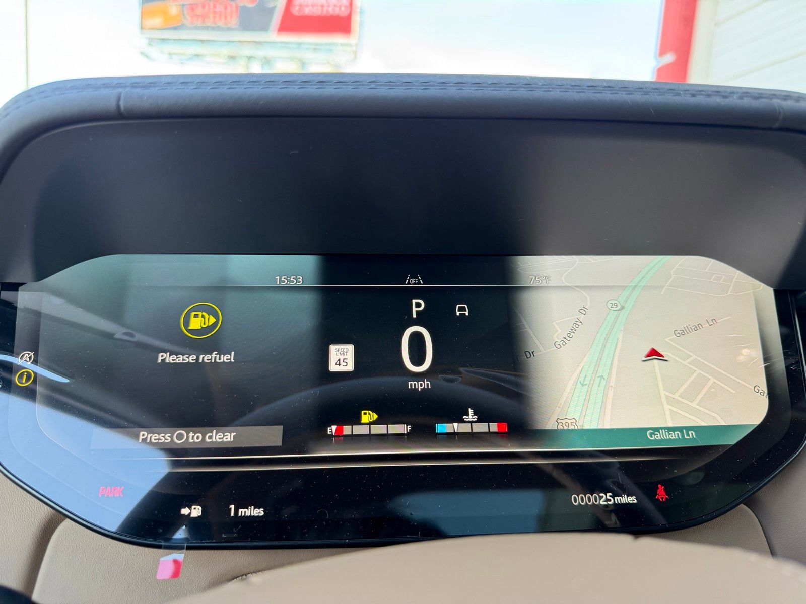 New 2026 Land Rover Range Rover Long Wheelbase SE image 13