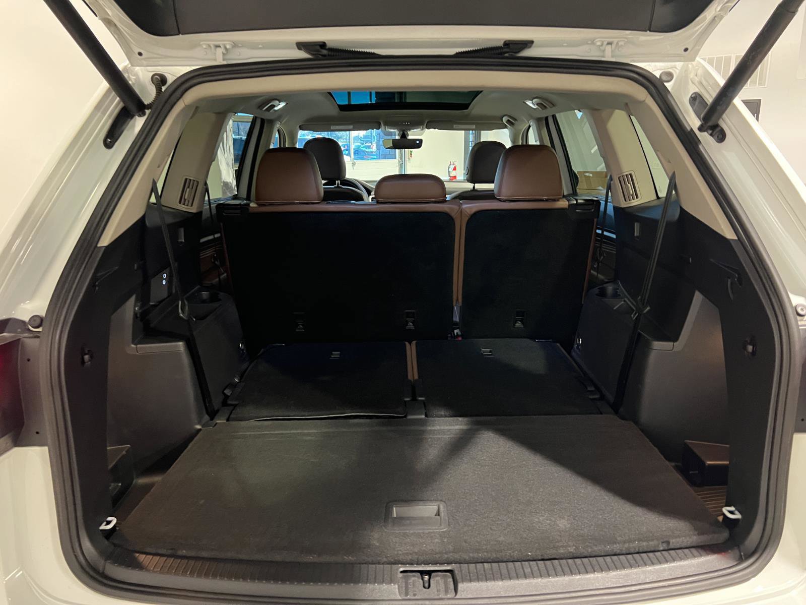 Used 2022 Volkswagen Atlas SE w/ Panoramic Sunroof Package image 32