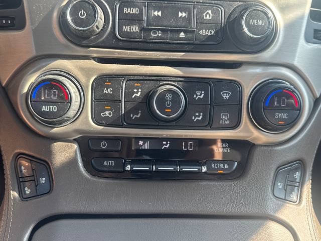 Used 2020 GMC Yukon Denali w/ Denali Premium Package AWD/4WD image 24