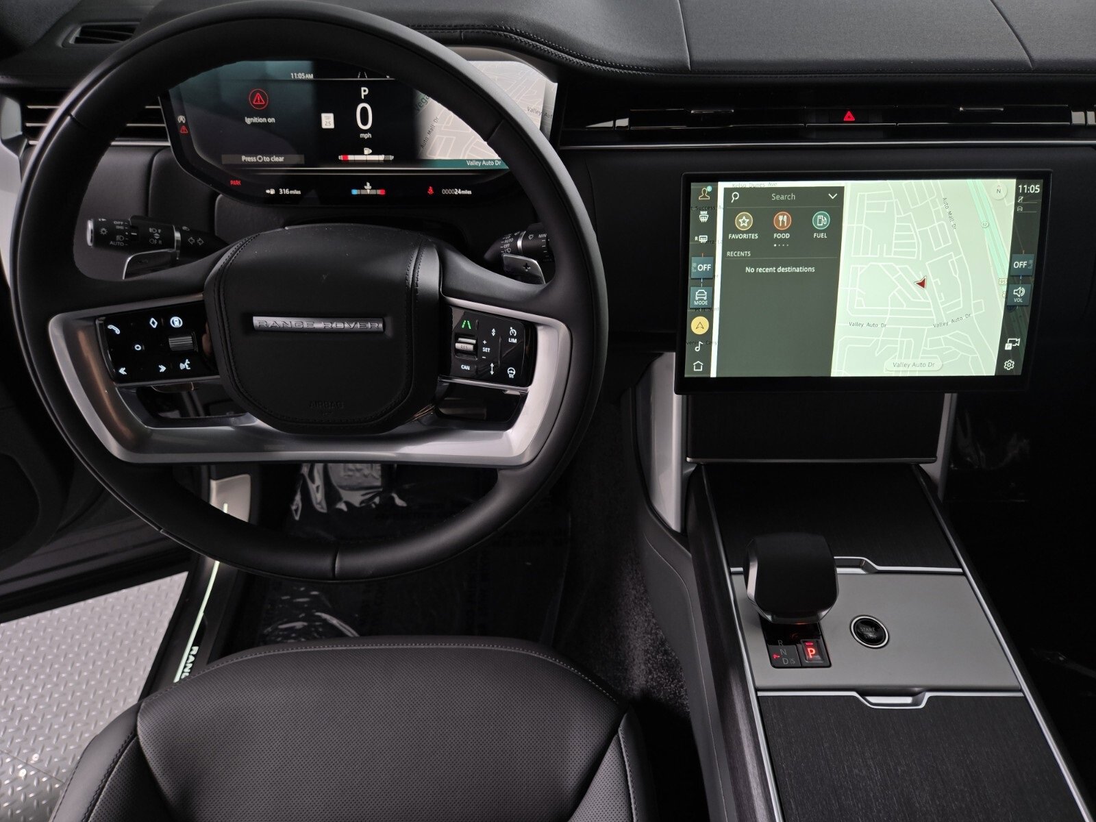 New 2025 Land Rover Range Rover Long Wheelbase SE image 12