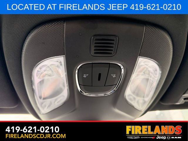 Used 2024 Jeep Compass Latitude AWD/4WD image 26
