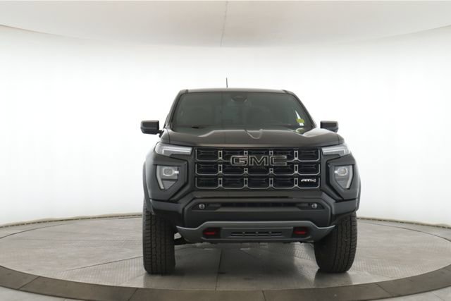 Used 2024 GMC Canyon AT4 w/ AT4 Premium Package image 12