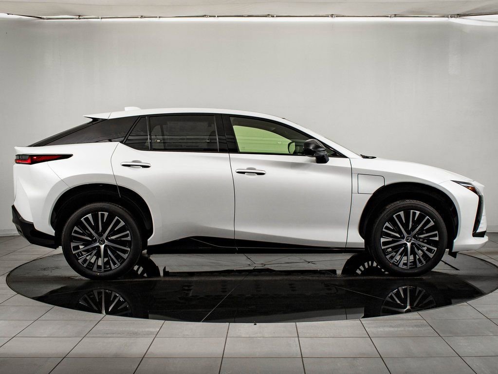 New 2026 Lexus RZ 450e AWD image 6