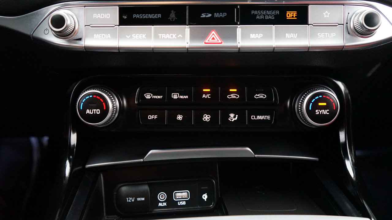 Used 2021 Kia Stinger GT2 image 17