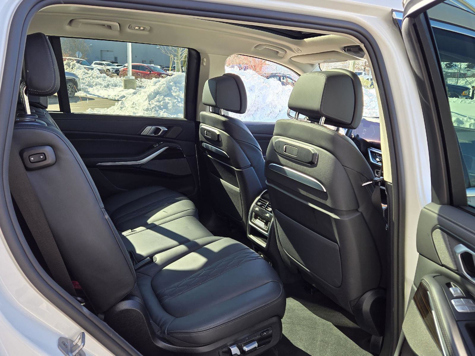 Used 2025 BMW X7 xDrive40i image 20