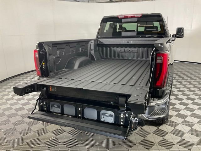 New 2026 GMC Sierra 2500 SLT w/ SLT Premium Package image 36