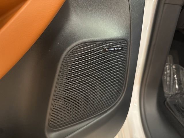 New 2026 Chrysler Pacifica Pinnacle image 11