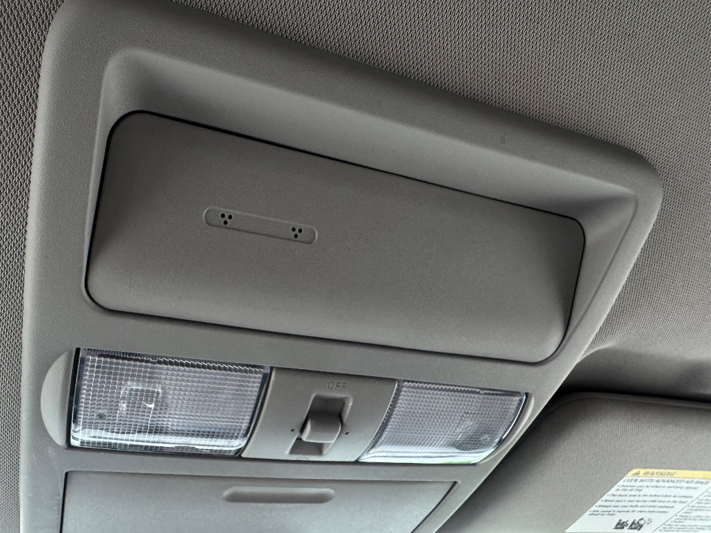 Used 2023 Nissan Frontier SV w/ Technology Package image 23