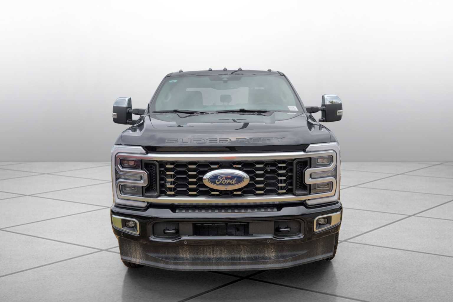 New 2025 Ford F350 Platinum w/ Platinum Plus Package image 2
