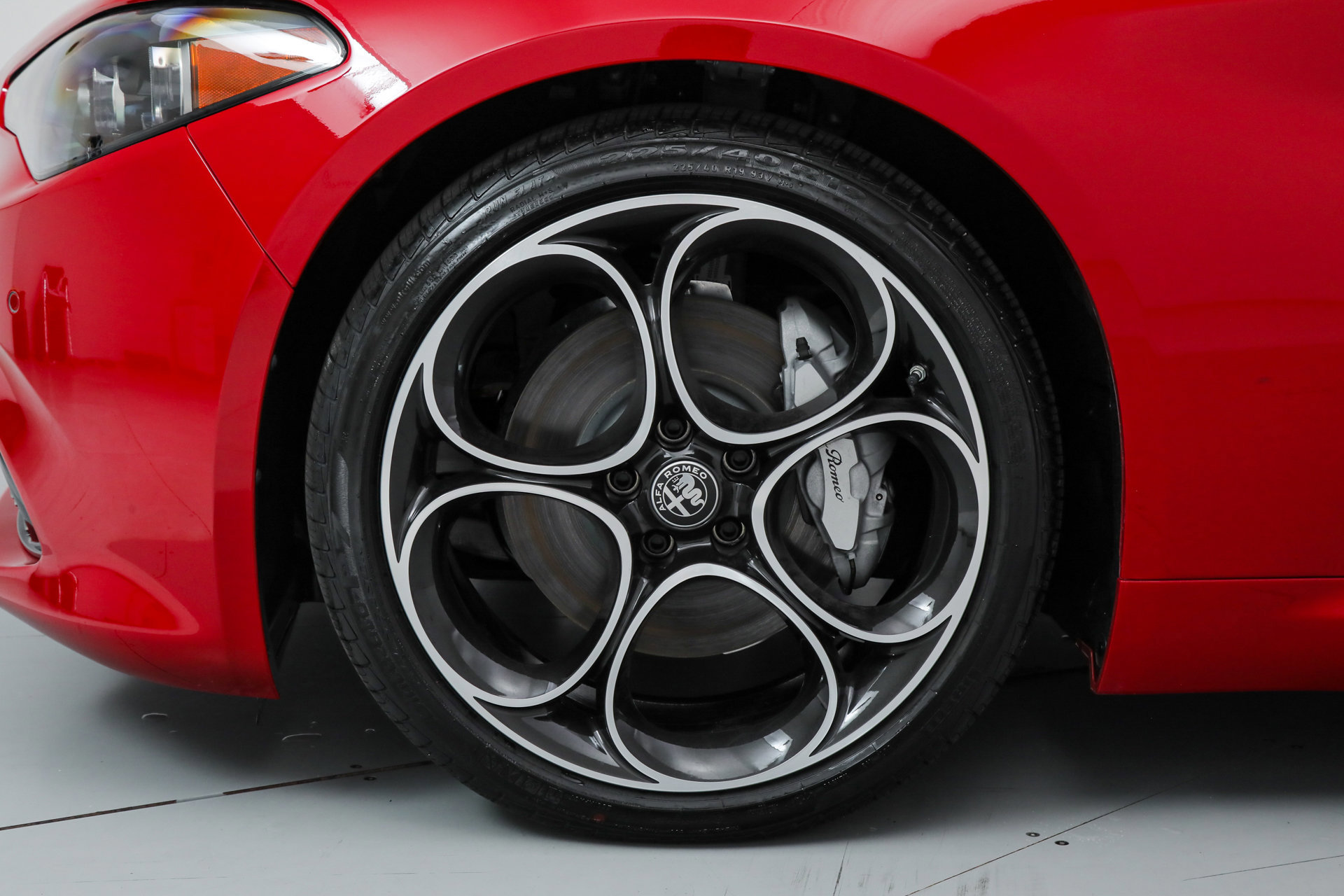 New 2025 Alfa Romeo Giulia w/ Driving Assist Package image 11