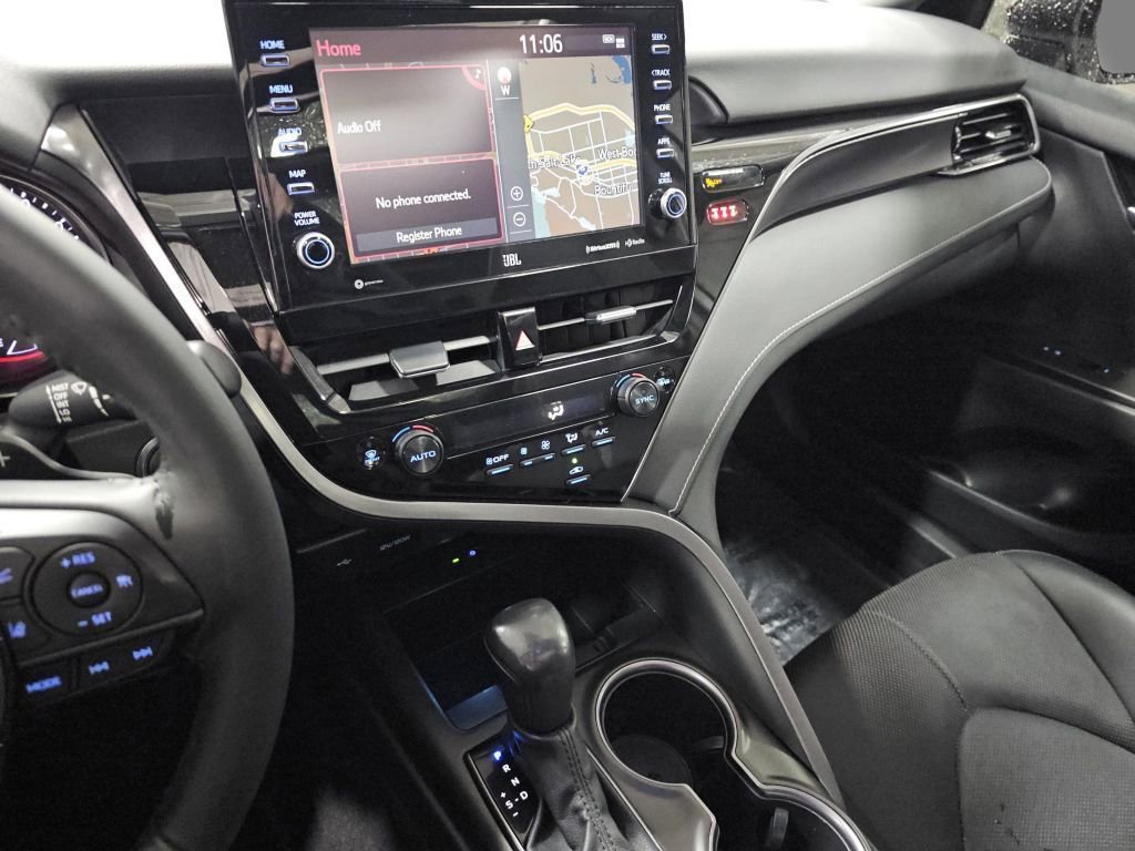 Used 2023 Toyota Camry XSE w/ Navigation Package image 35