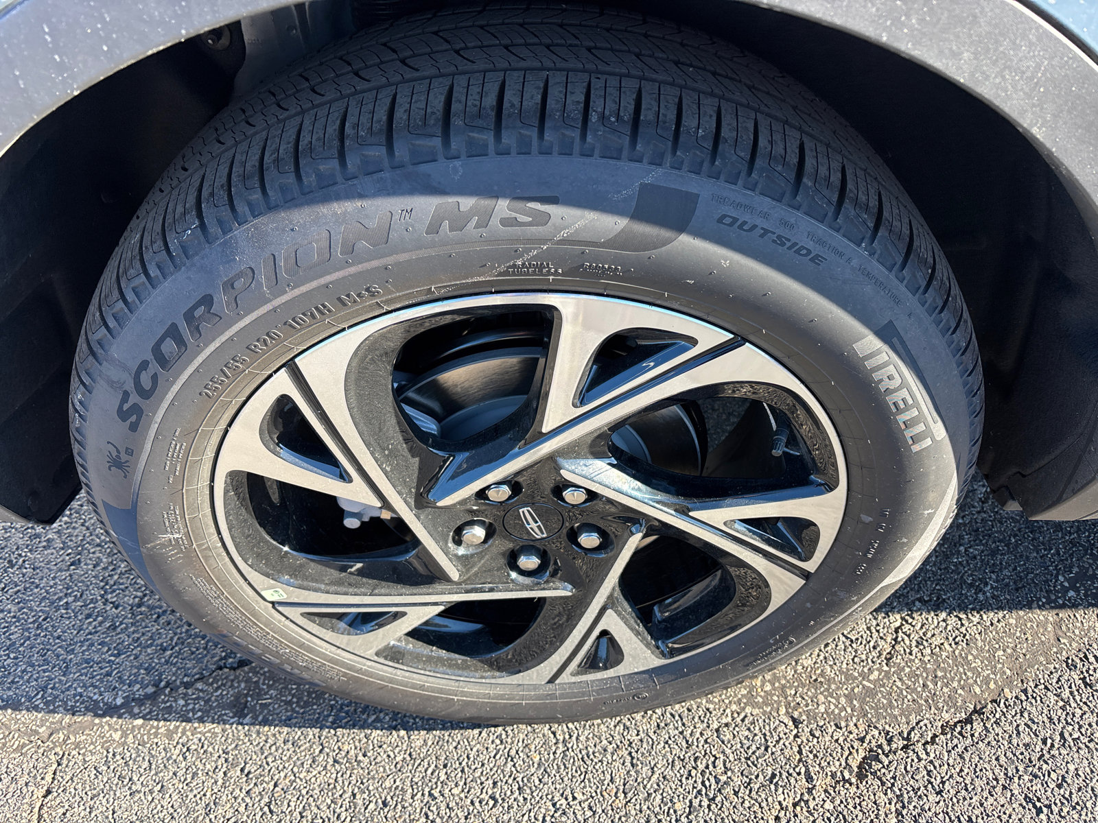 New 2026 Lincoln Nautilus Premier image 10