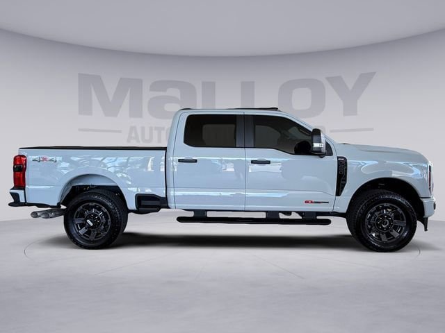 Used 2025 Ford F250 XL w/ STX Appearance Package AWD/4WD image 6