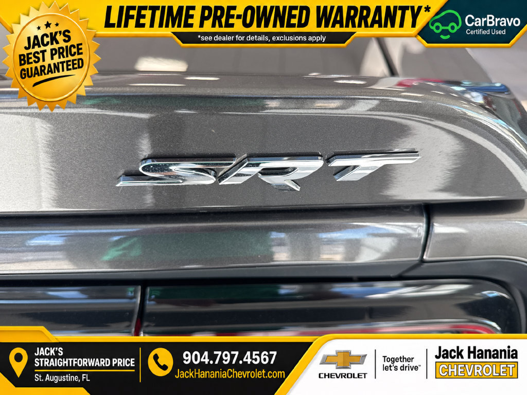 Used 2015 Dodge Challenger SRT RWD image 9