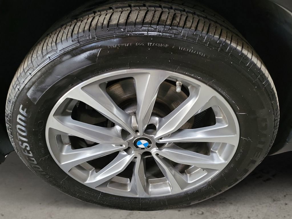 Used 2018 BMW X3 xDrive30i AWD/4WD image 11