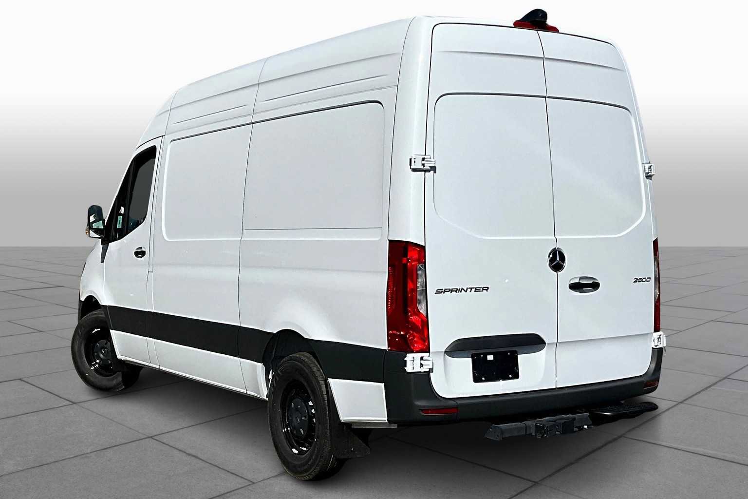 New 2025 Mercedes-Benz Sprinter 2500 image 3