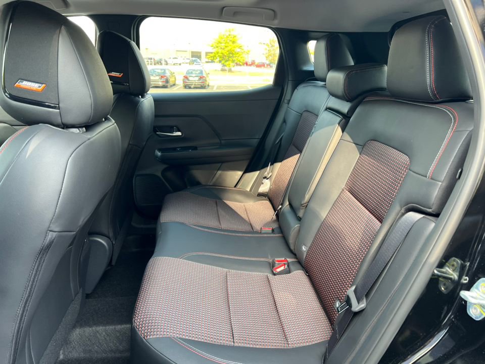 New 2026 Nissan Kicks SR w/ SR Premium Package AWD/4WD image 5