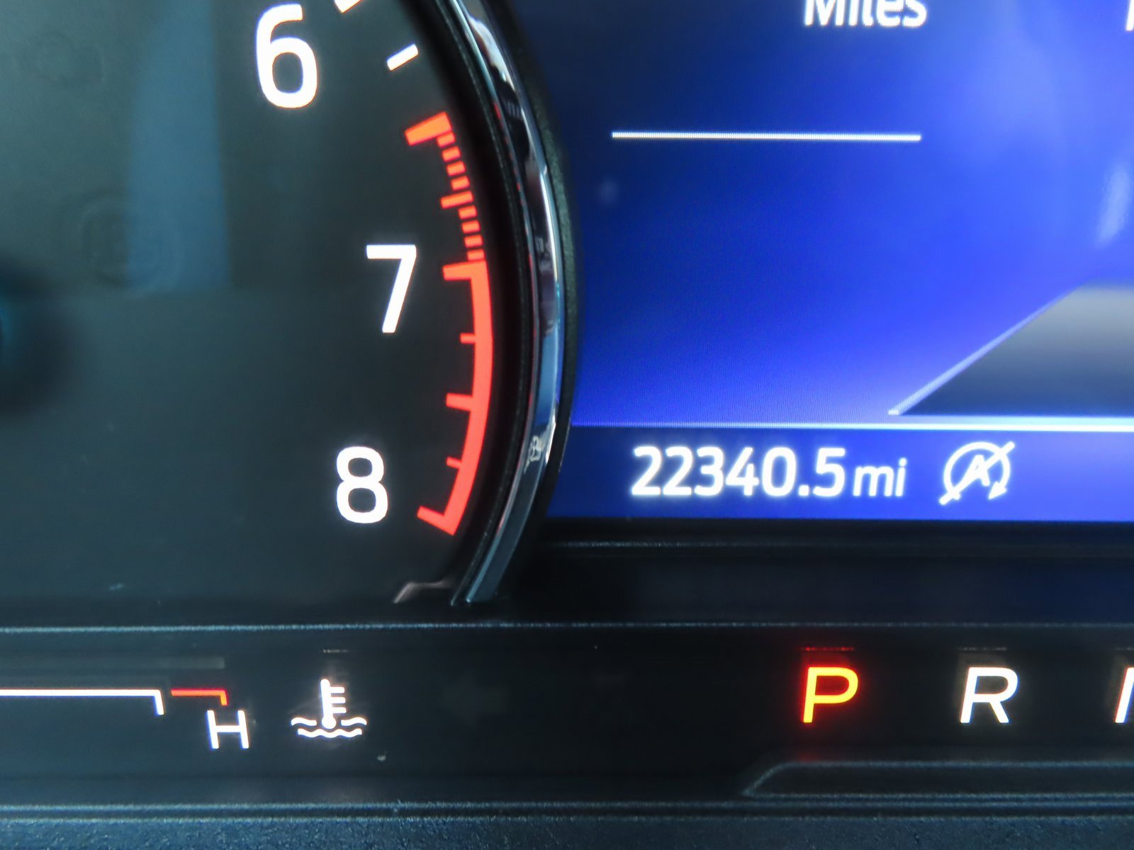 Used 2024 Ford Explorer XLT image 19