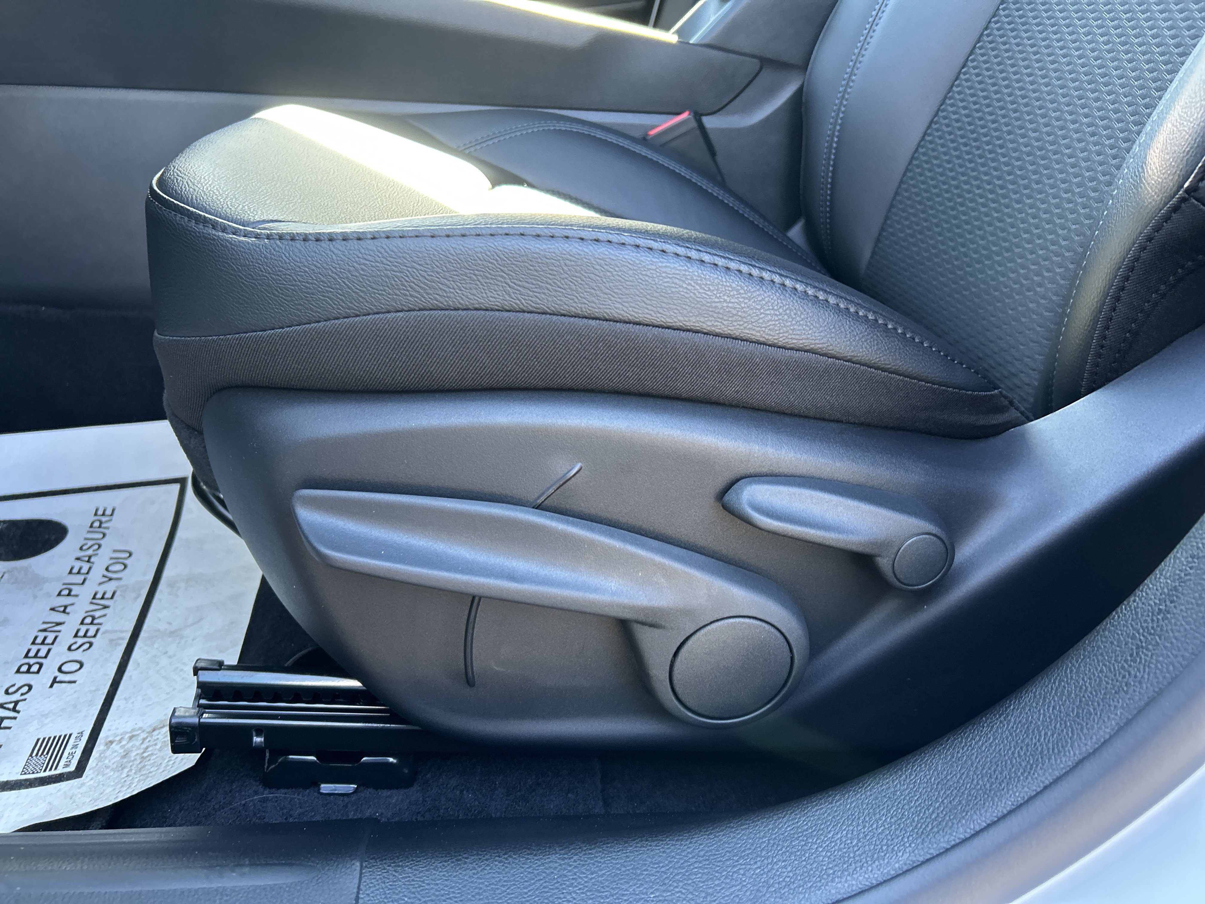 New 2026 Jeep Compass Latitude image 16