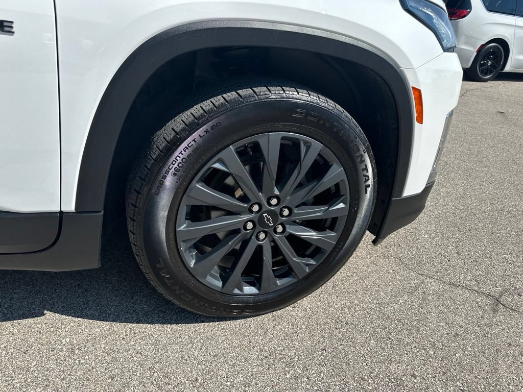 Used 2023 Chevrolet Traverse RS w/ LPO, Floor Liner Package AWD/4WD image 43