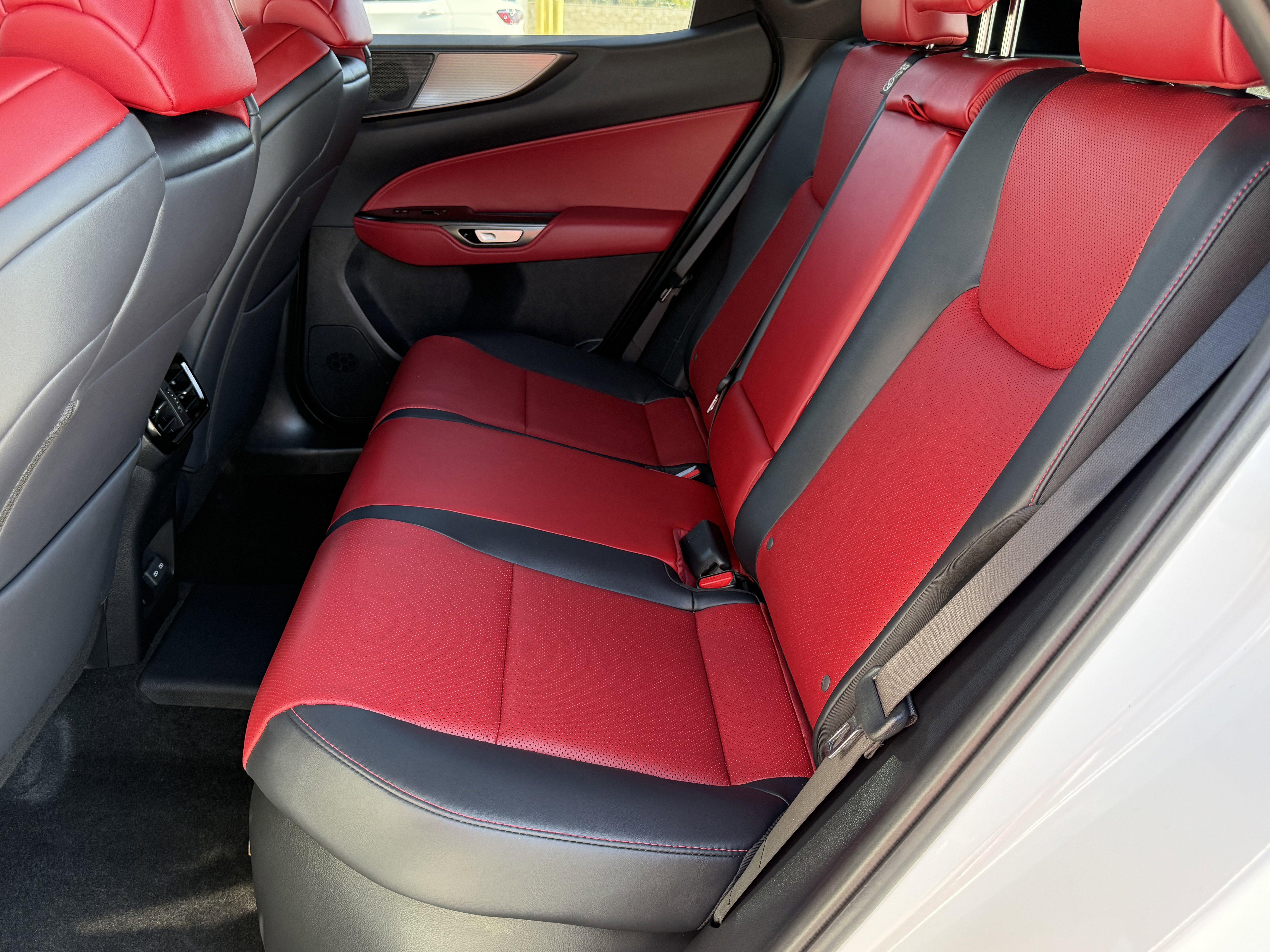 Certified 2025 Lexus NX 450h+ F Sport image 31