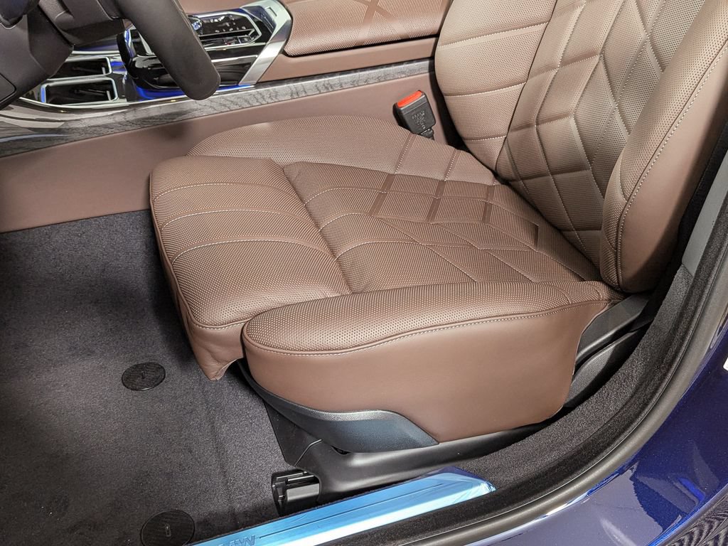New 2026 BMW i7 xDrive60 AWD/4WD image 15