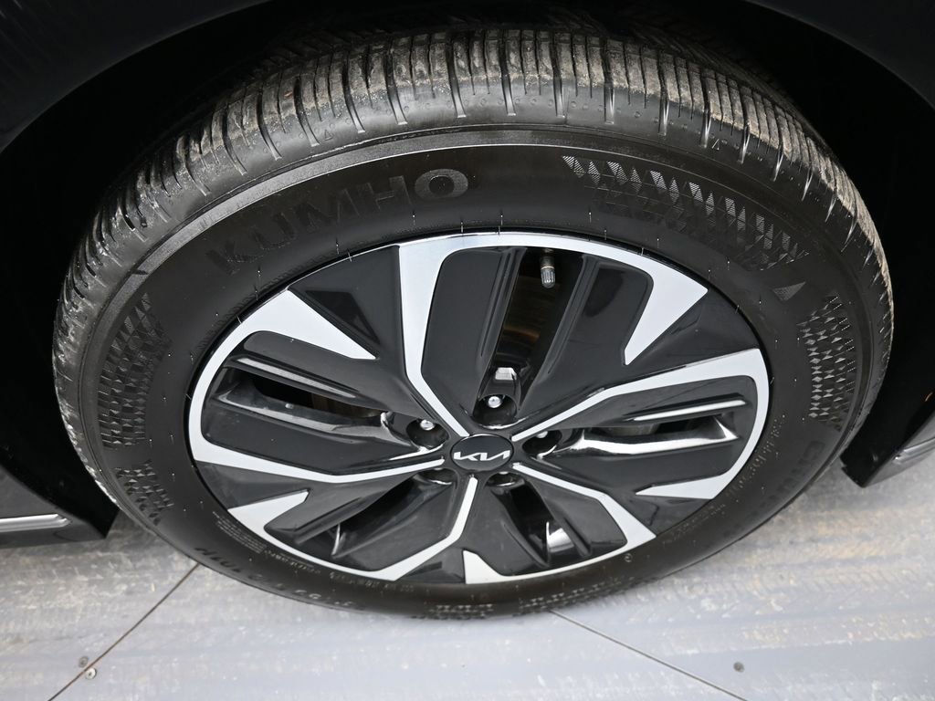 Used 2024 Kia EV6 Wind w/ Wind Technology Package image 13