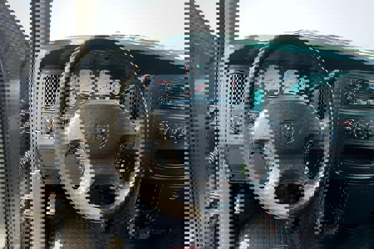 Used 2003 Dodge Ram 1500 Truck ST image 5