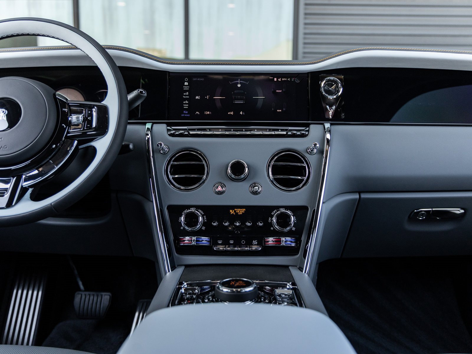 New 2026 Rolls-Royce Cullinan image 33