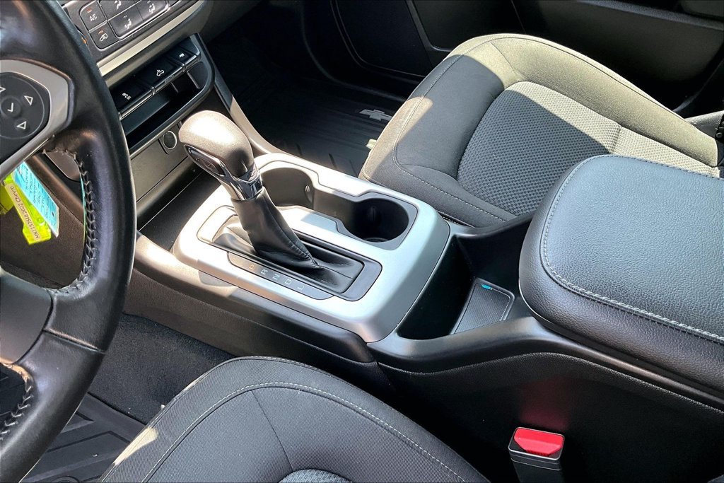 Used 2022 Chevrolet Colorado LT AWD/4WD image 17