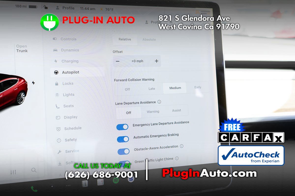 Used 2018 Tesla Model 3 Mid Range image 24