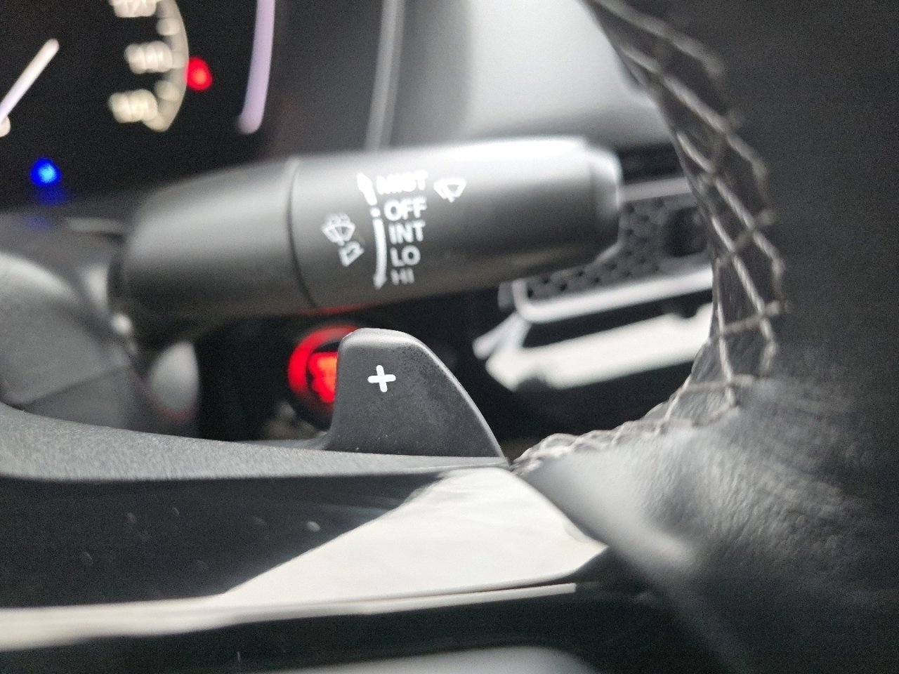 Certified 2025 Honda Civic Sport image 31