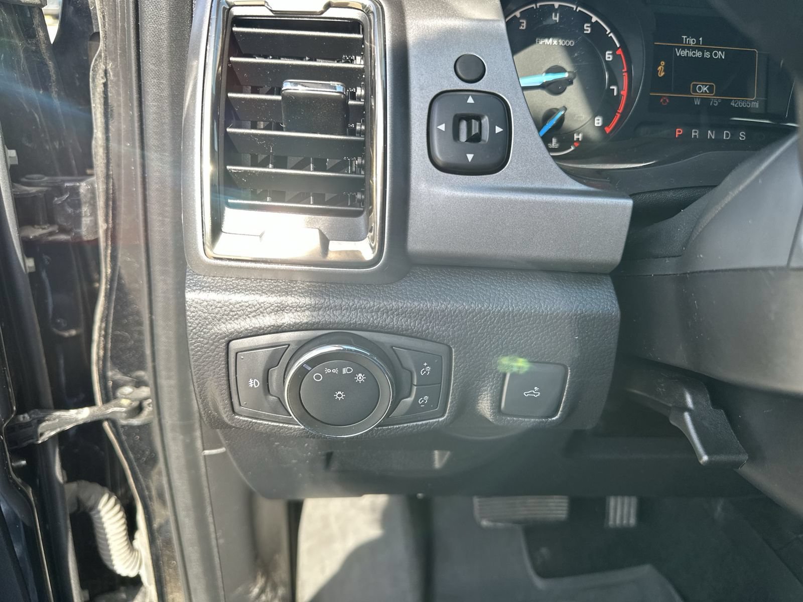 Used 2021 Ford Ranger XLT w/ Equipment Group 301A Mid AWD/4WD image 18