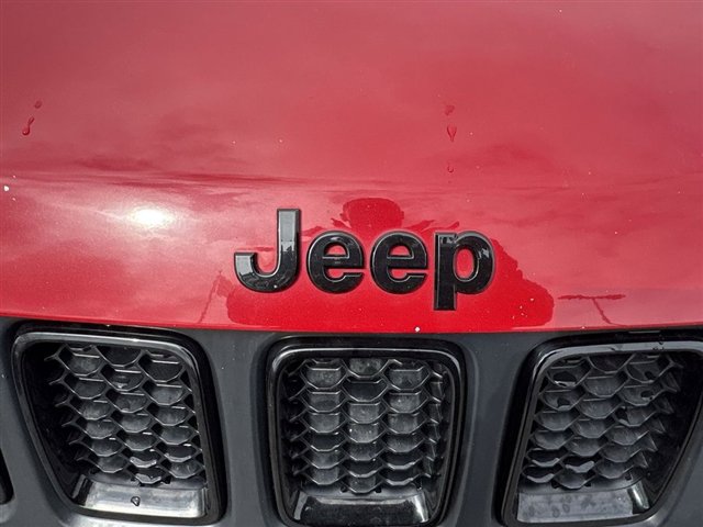 Used 2019 Jeep Compass Latitude image 29