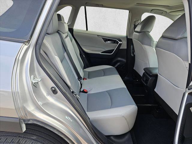 Used 2019 Toyota RAV4 XLE Premium image 19