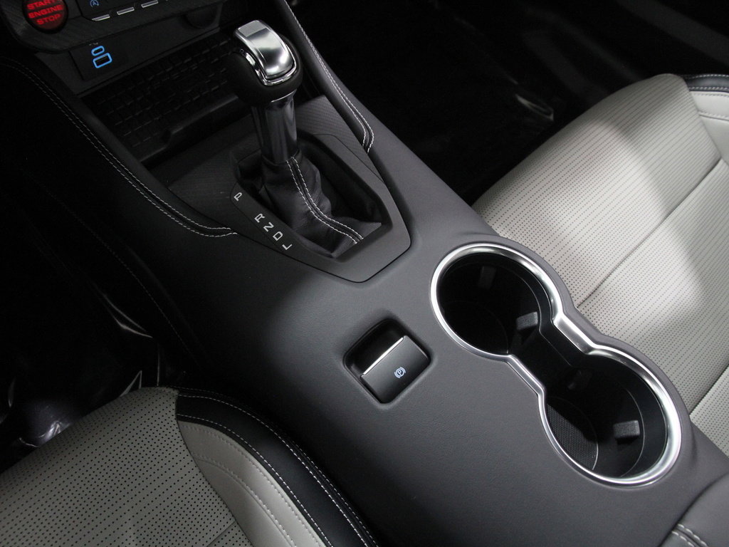 Used 2024 Ford Mustang Premium image 16