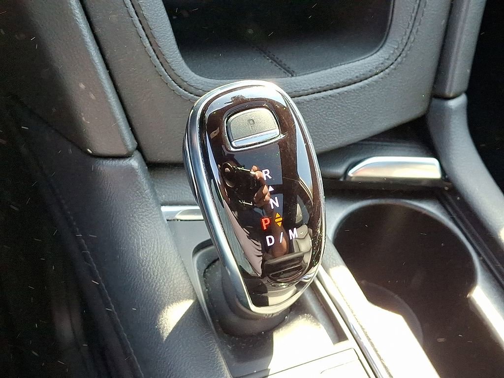 Used 2022 Cadillac XT5 Premium Luxury image 16