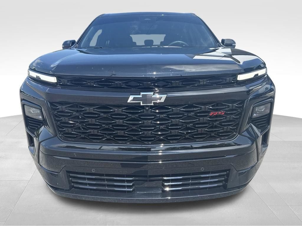 Used 2026 Chevrolet Traverse RS AWD/4WD image 3