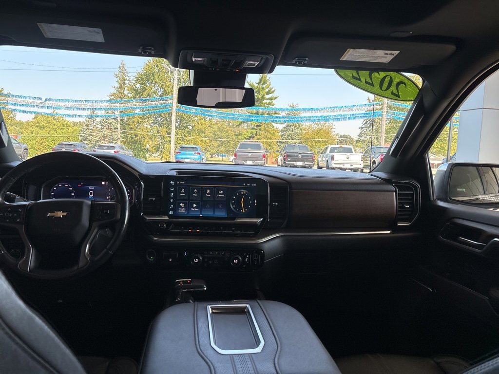 Used 2022 Chevrolet Silverado 1500 High Country w/ High Country Premium Package image 36