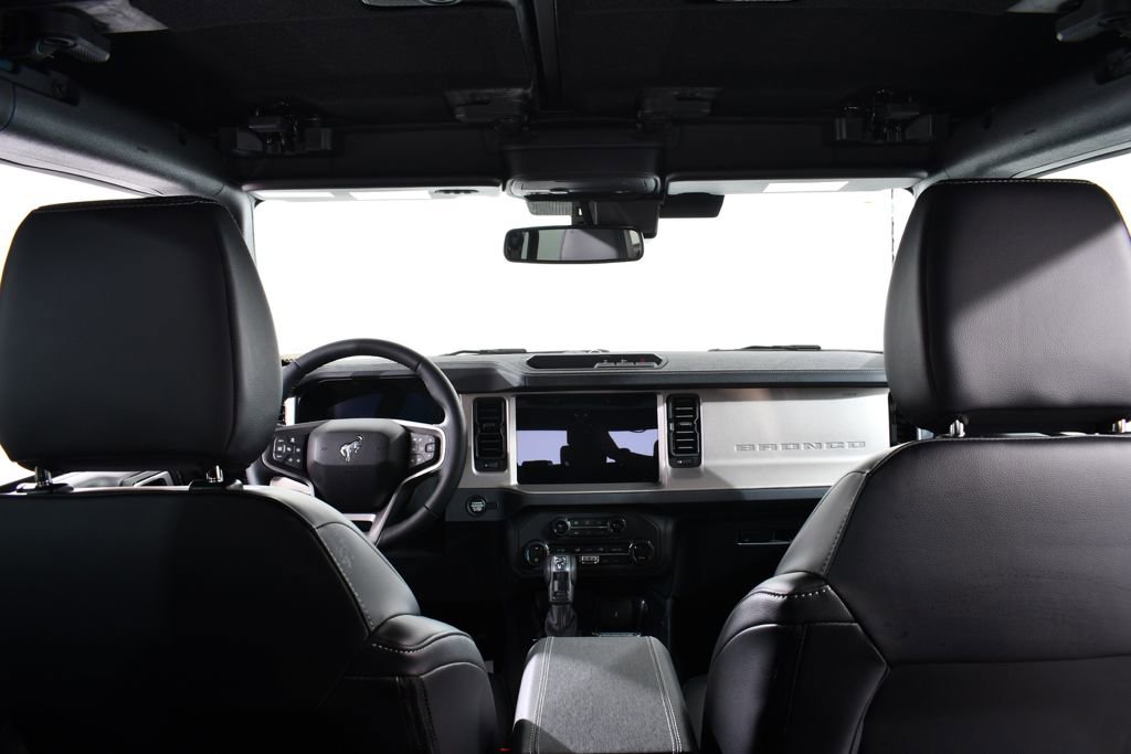 New 2025 Ford Bronco Outer Banks image 17