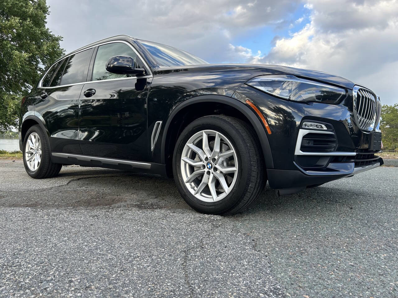 Used 2021 BMW X5 xDrive40i image 2