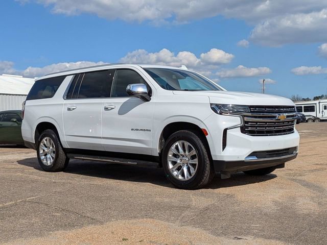 Used 2023 Chevrolet Suburban Premier RWD image 2