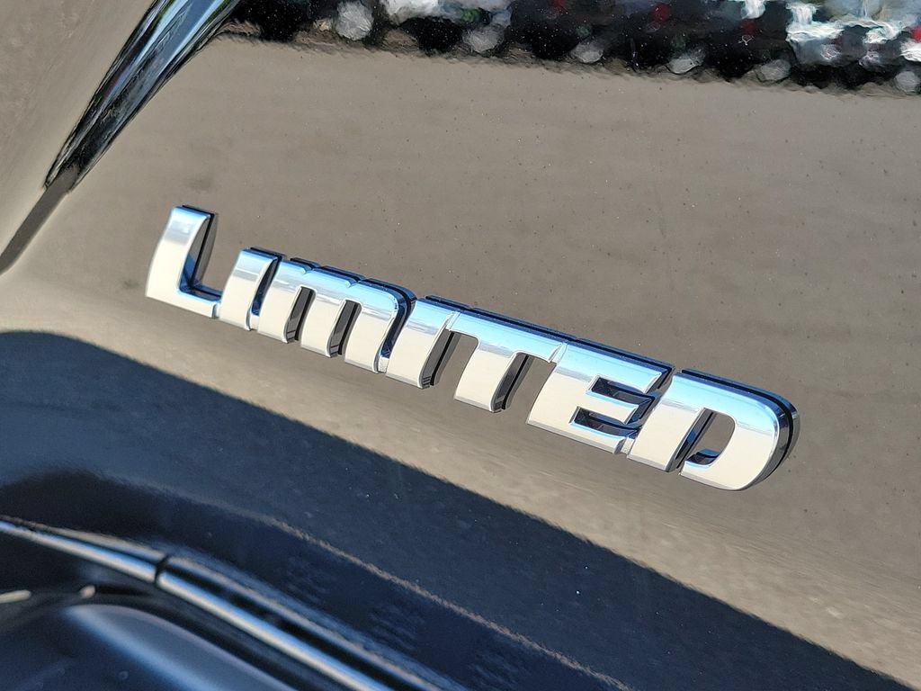 New 2026 Toyota 4Runner Limited AWD/4WD image 9