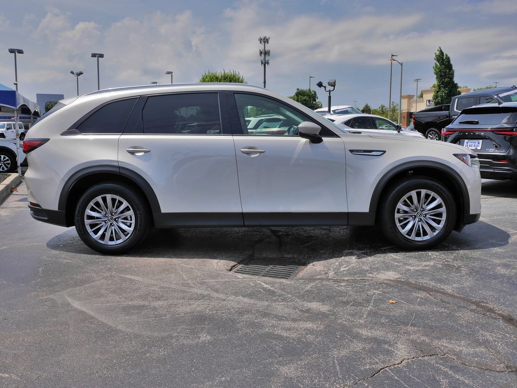 Used 2025 MAZDA CX-90 3.3 Turbo w/ Preferred Package AWD/4WD image 4