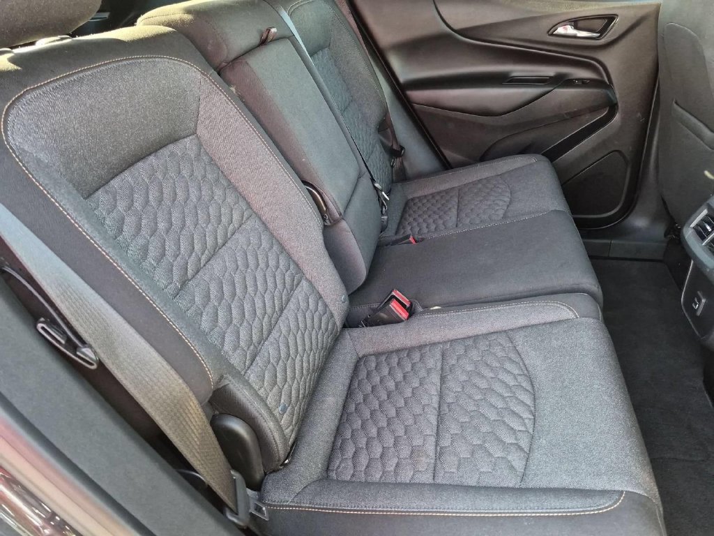 Used 2019 Chevrolet Equinox LT FWD image 30