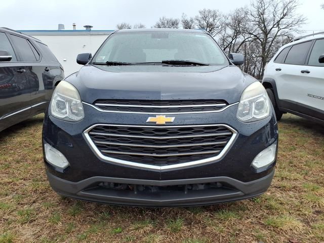 Used 2017 Chevrolet Equinox LT w/ Convenience Package AWD/4WD image 2