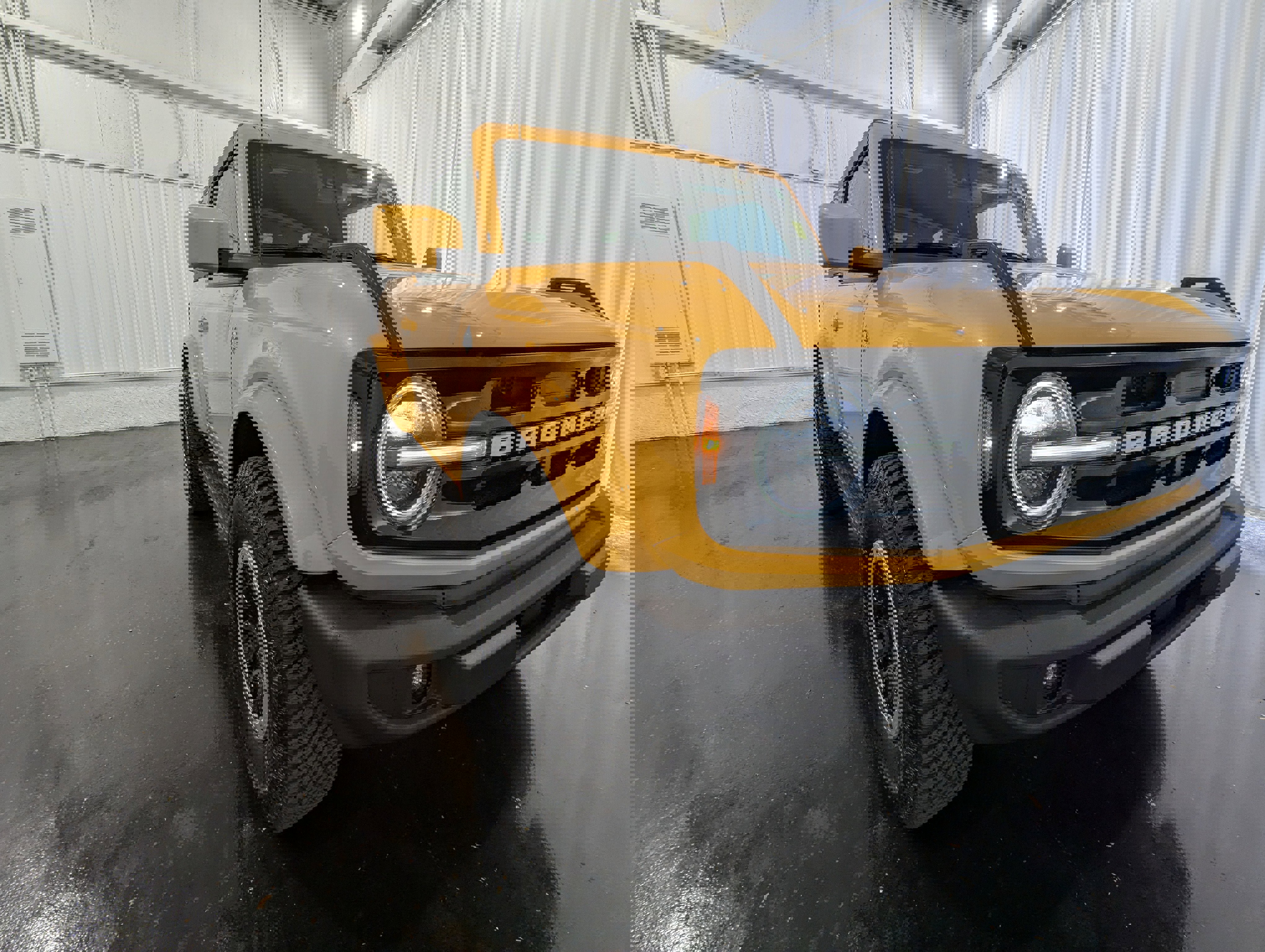 Used 2021 Ford Bronco Outer Banks image 5