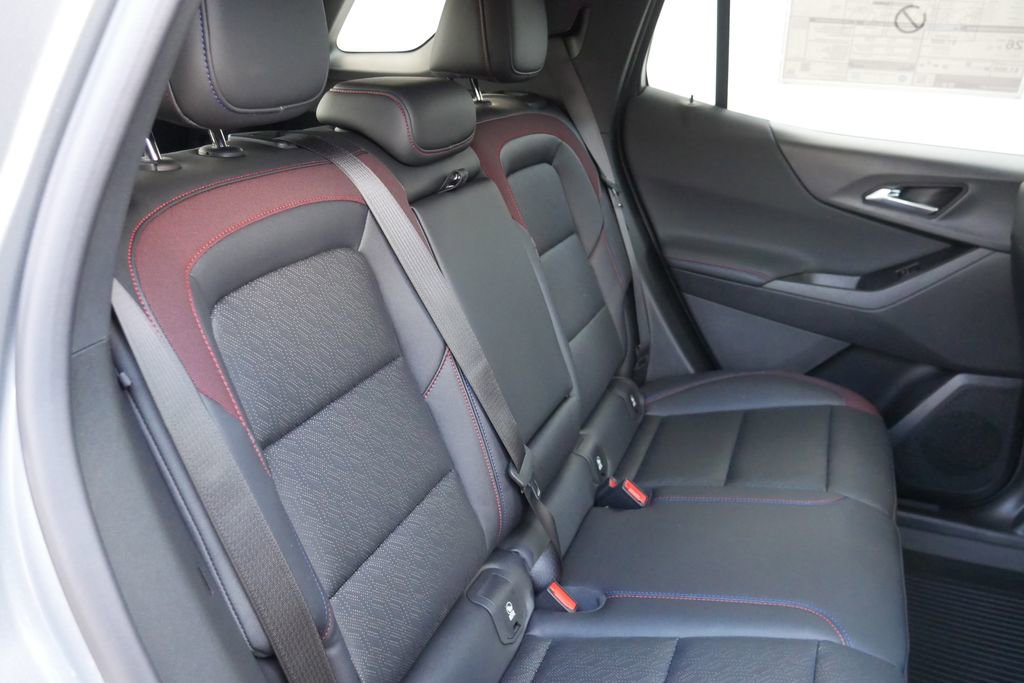 New 2026 Chevrolet Equinox RS image 25