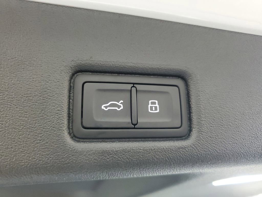 New 2026 Audi Q5 Premium Plus AWD/4WD image 10