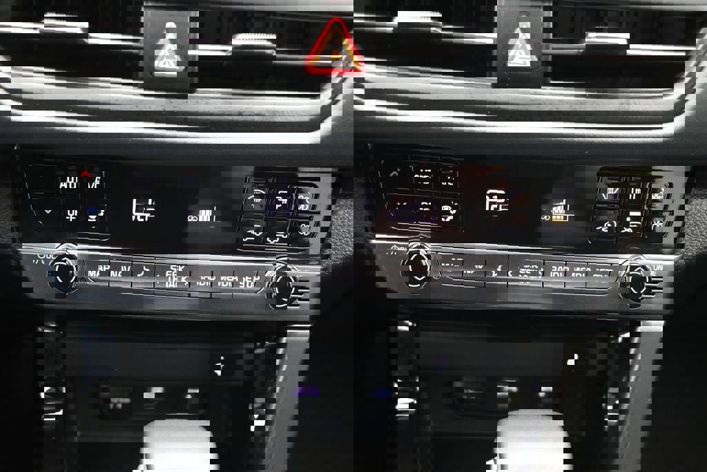 Used 2024 Kia Seltos SX image 23